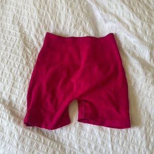 Alphalete amplify shorts